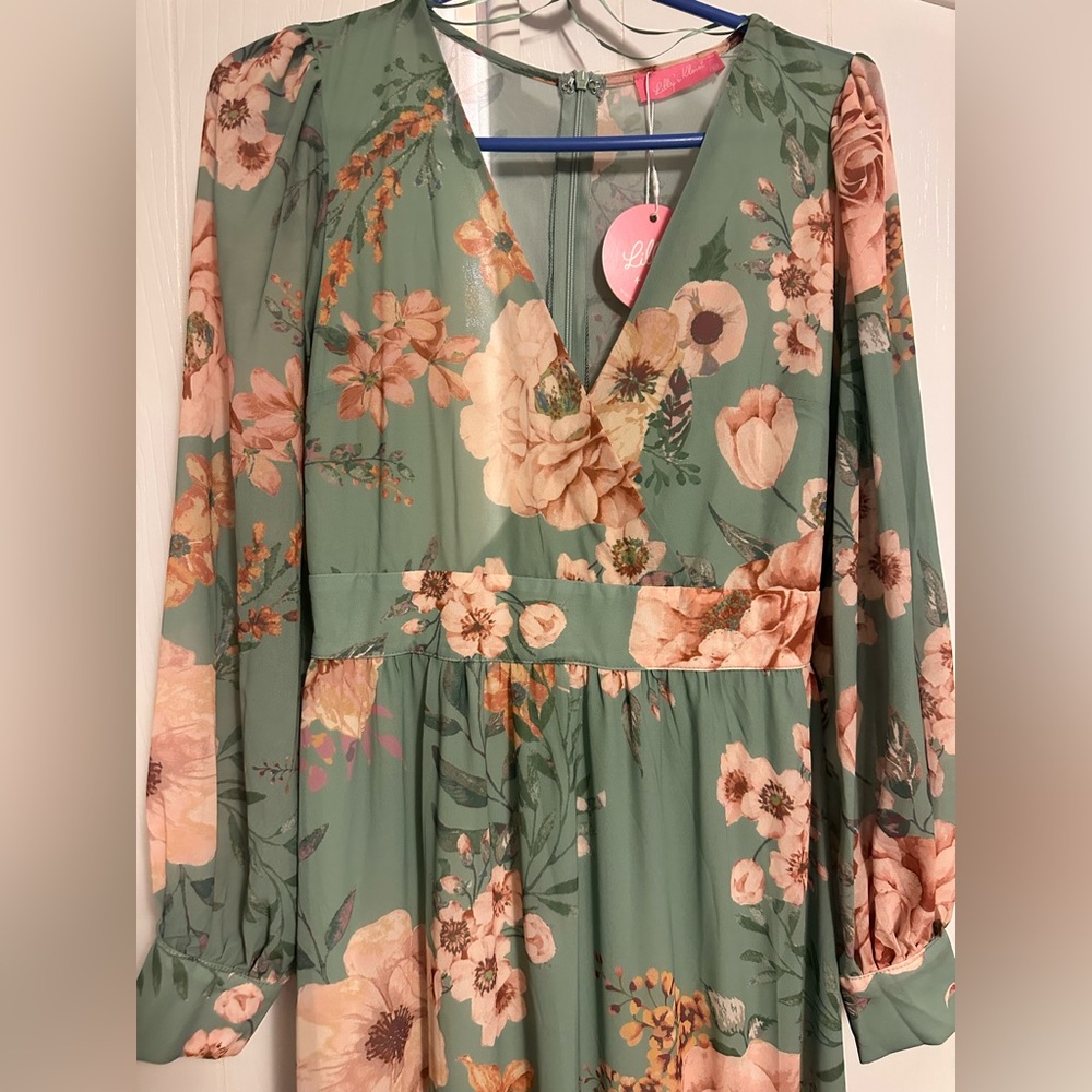NWT Lillys Kloset maxi dress.  Size Small